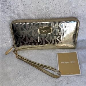 LIKE NEW Michael Kors Metallic Gold Leather Wristlet